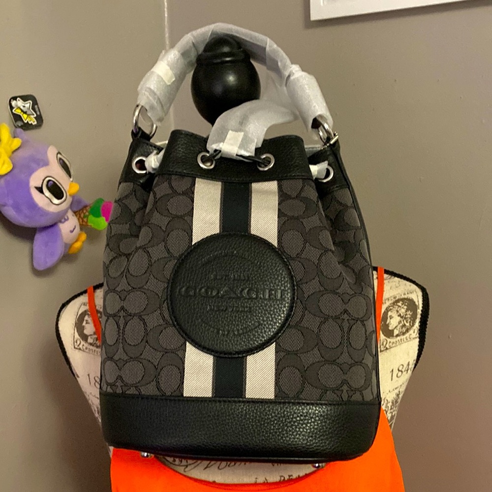 Coach Bucket Bag
